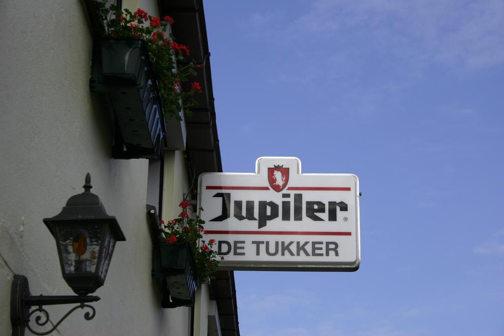 Hotel Hcr De Tukker Westdorpe Exterior foto